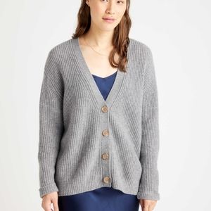 Quince Mongolian Cashmere Boyfriend Fisherman Cardigan in Gray